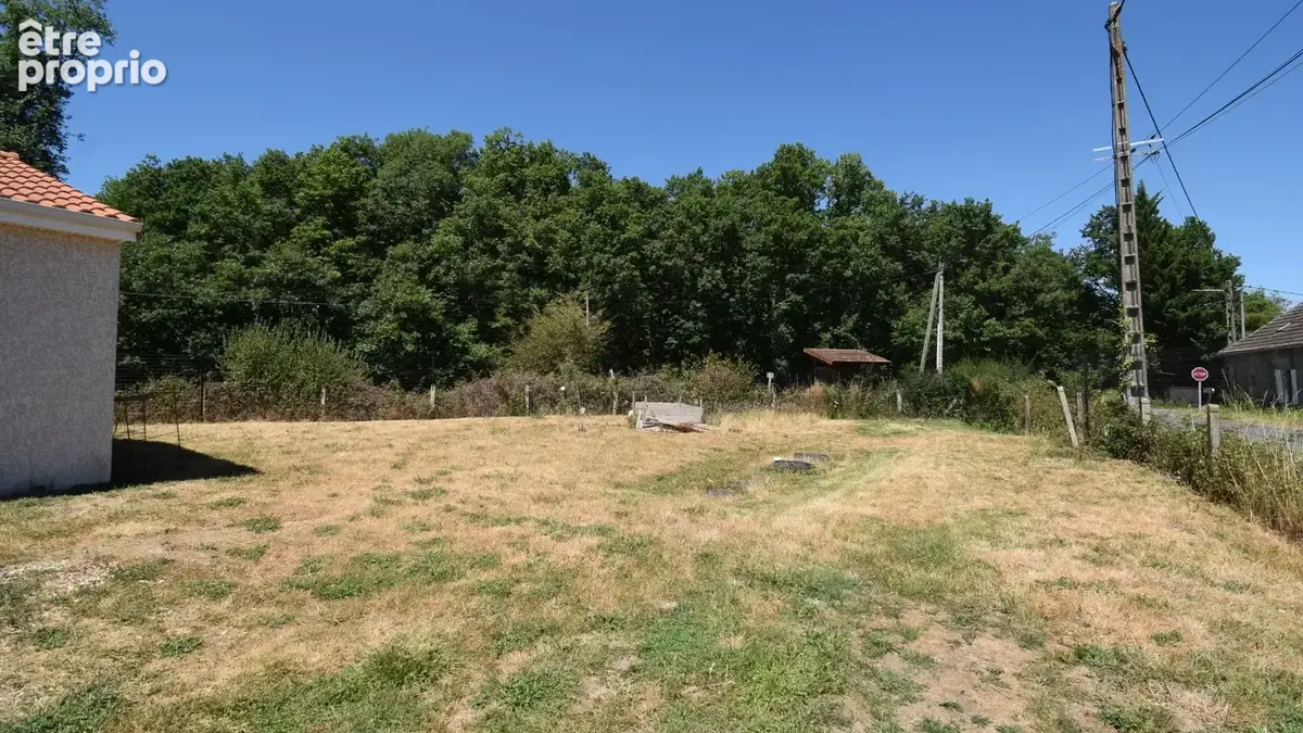 À VENDRE - Pavillon de plain-pied à BRUGHEAS avec jardin. - photo 9