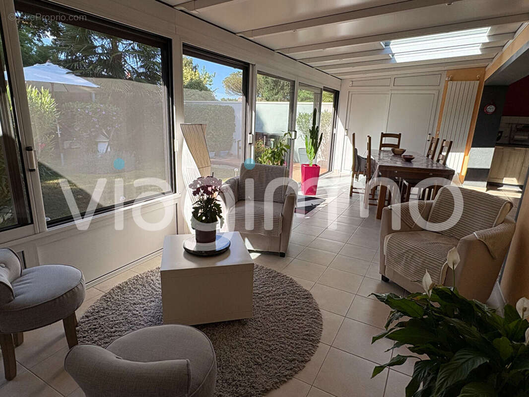 Maison Landeronde 3 pièce(s) 93 m2 - photo 5