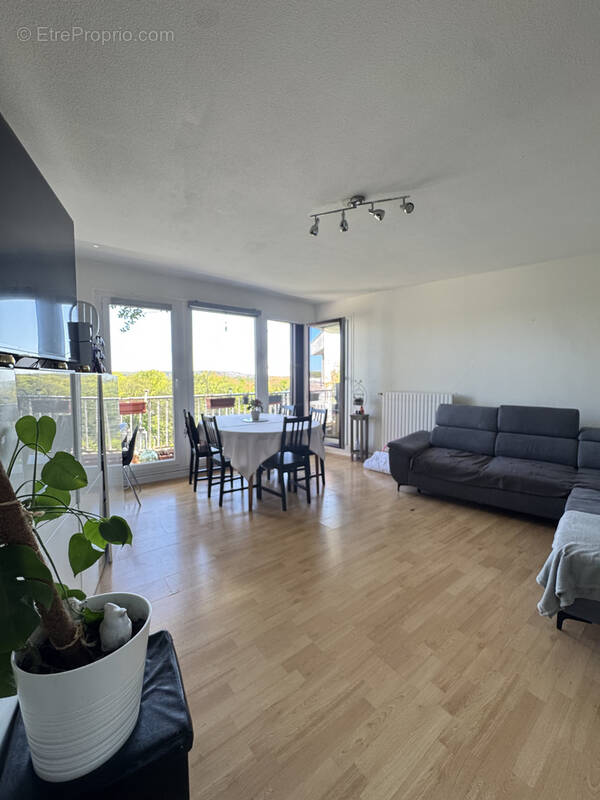 Appartement à TREMBLAY-EN-FRANCE