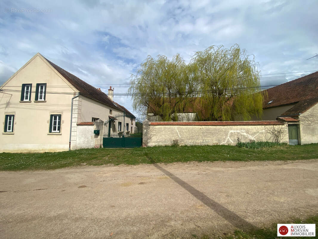 Maison à SEMUR-EN-AUXOIS