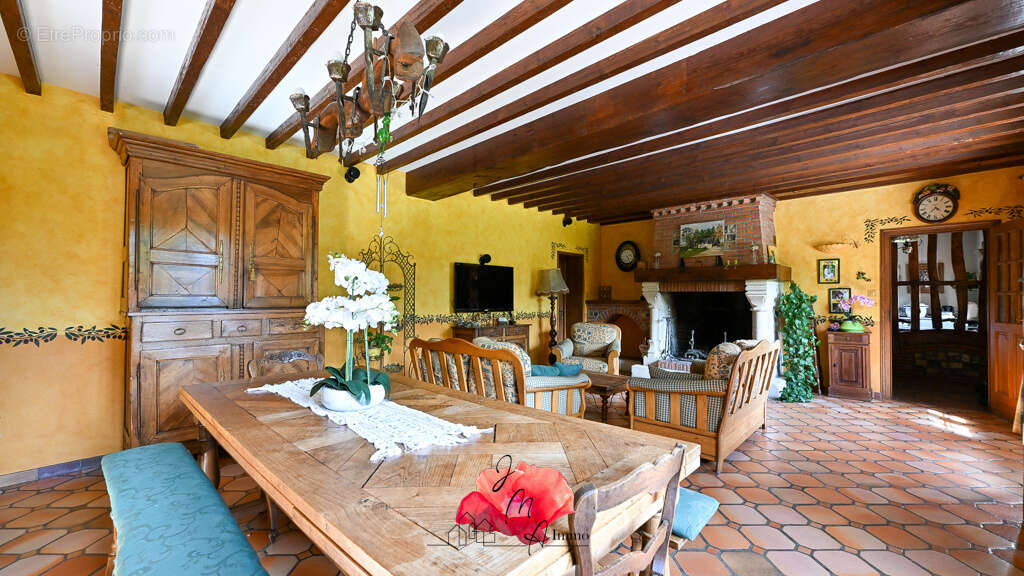 Maison à CAUVILLE-SUR-MER