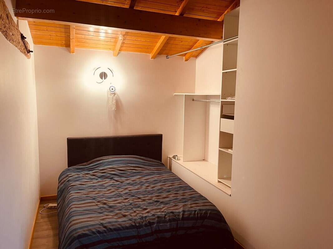 Maison à SAINT-DONAT-SUR-L&#039;HERBASSE