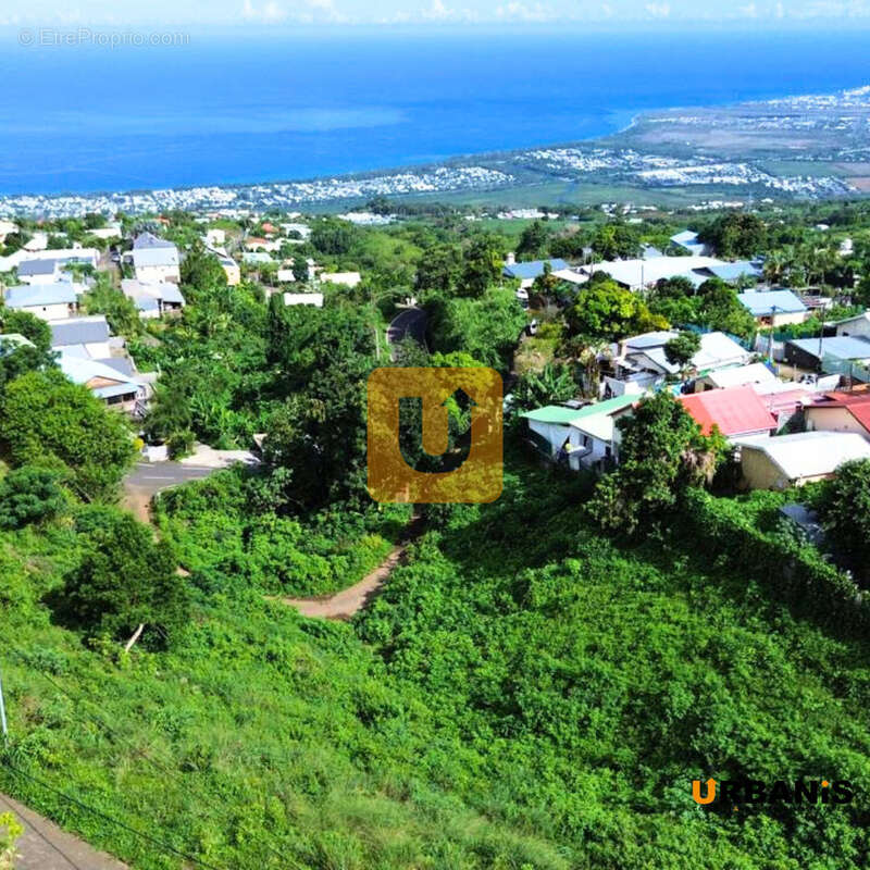 Terrain à SAINT-PAUL