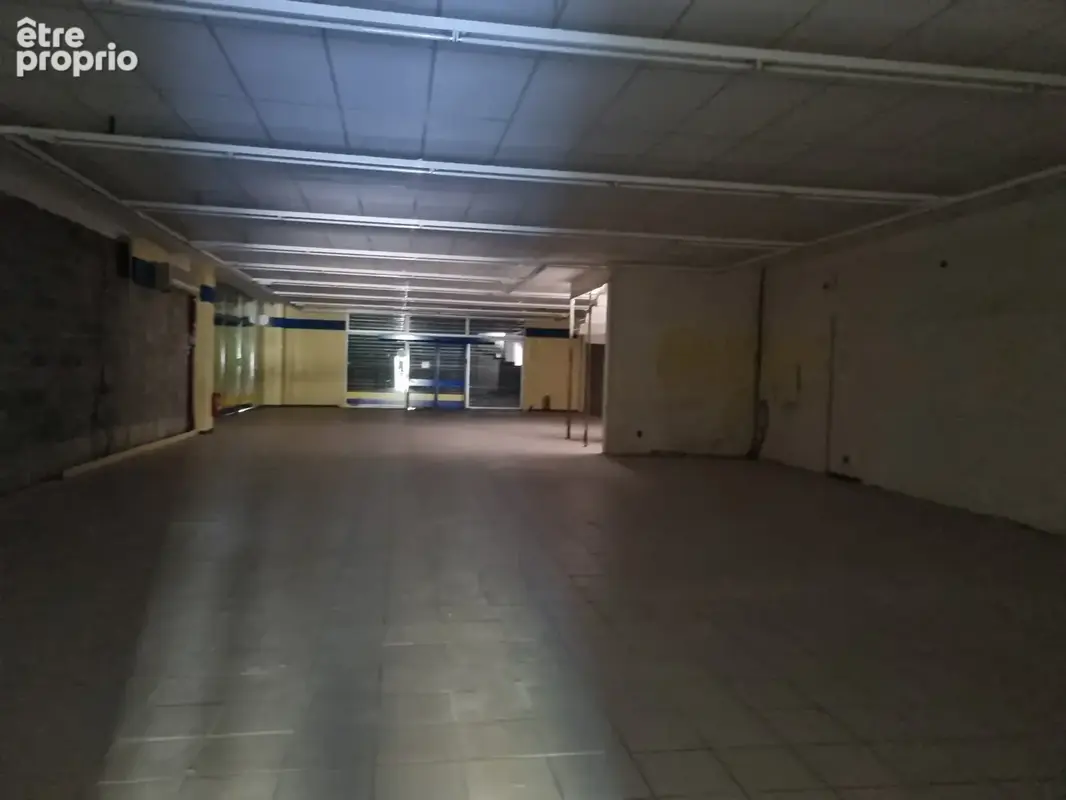 Local commercial - photo 5