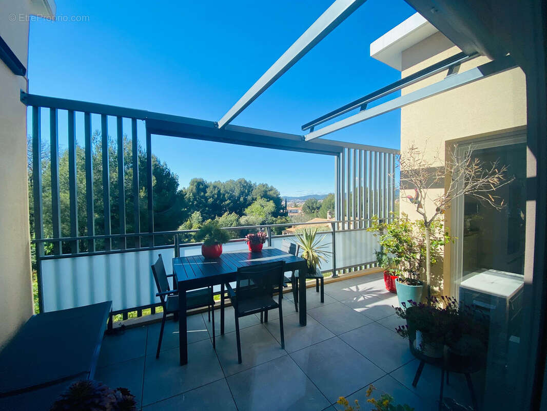 Appartement à SIX-FOURS-LES-PLAGES
