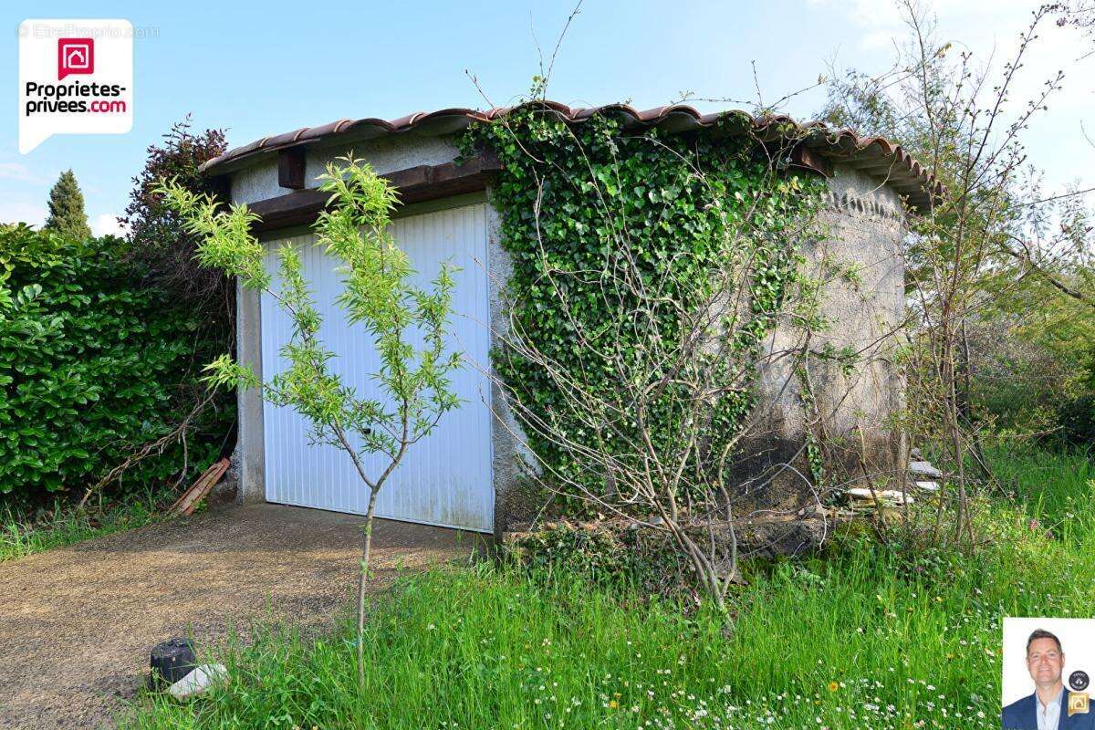Maison à SAINT-CEZAIRE-SUR-SIAGNE