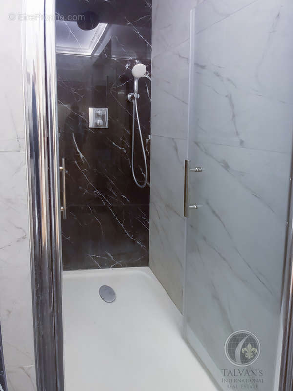 Appartement à PARIS-9E