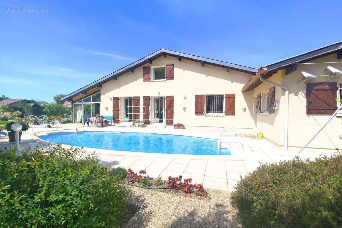 Maison à TOSSE