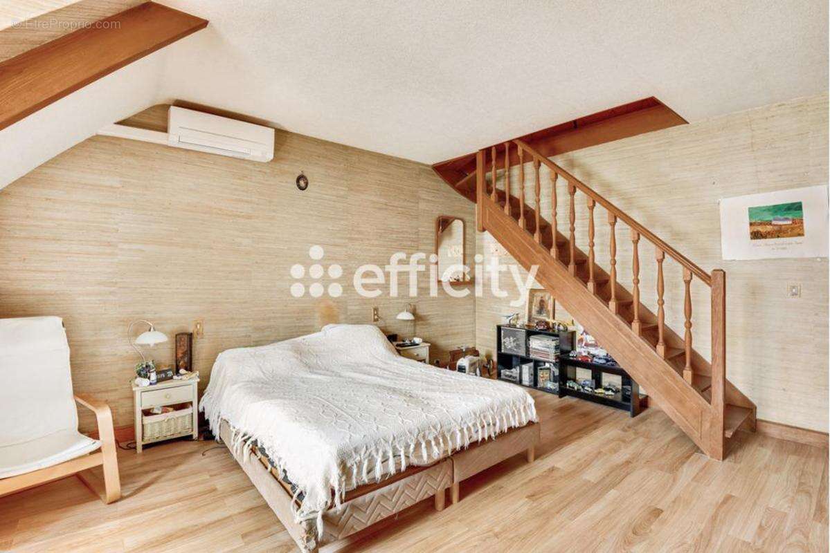 Maison à ROSNY-SOUS-BOIS