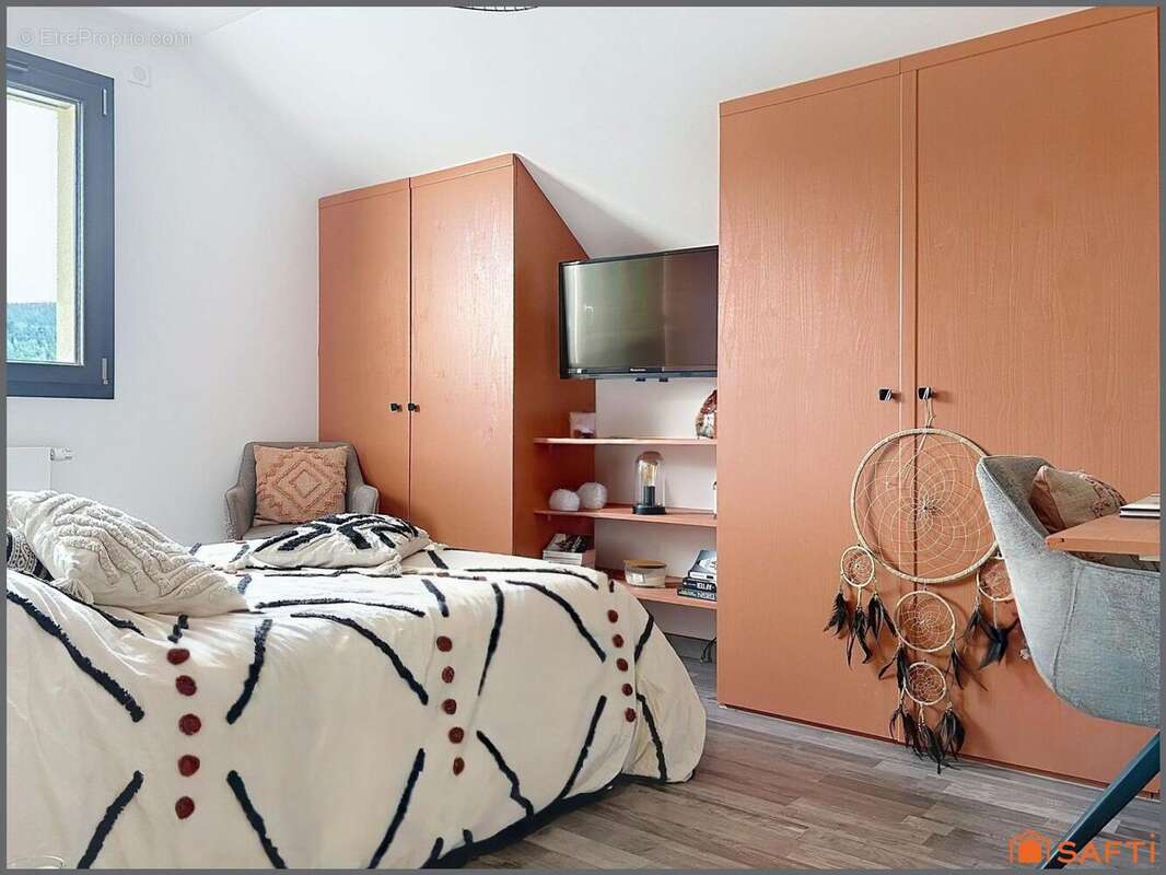 Photo 7 - Maison à ROCHEJEAN