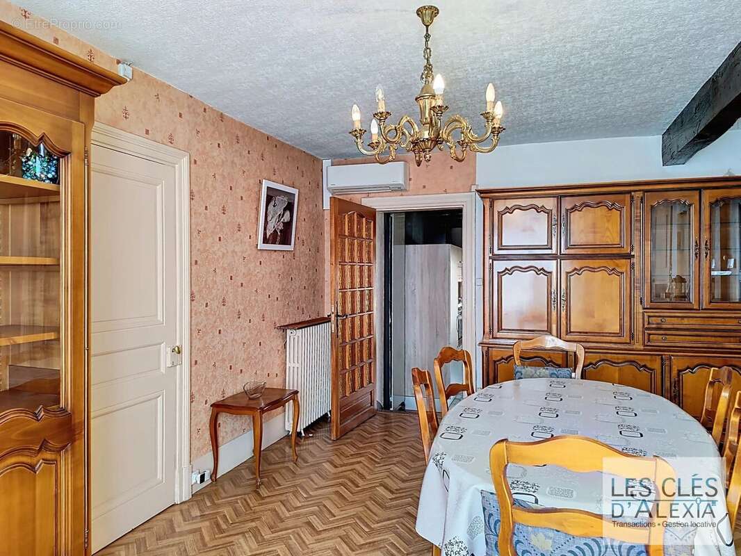 Maison à GRIGNY