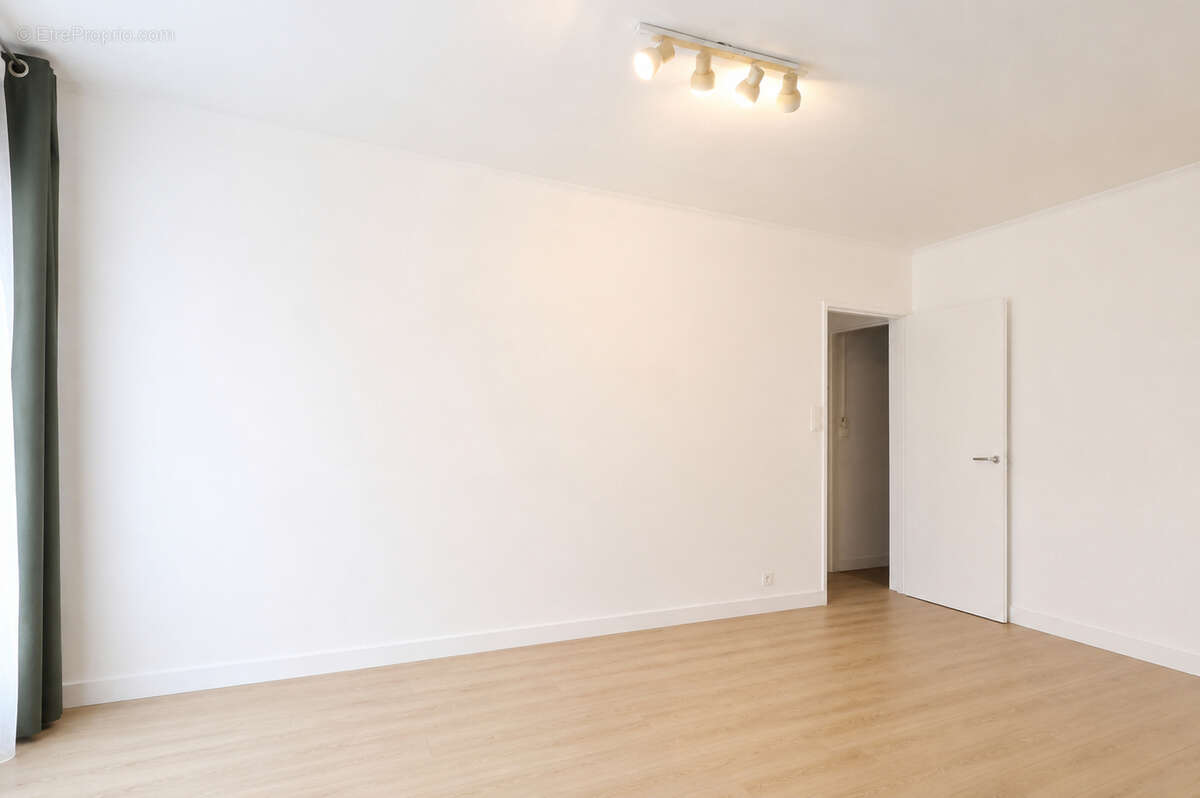 Appartement à EPINAY-SUR-SEINE