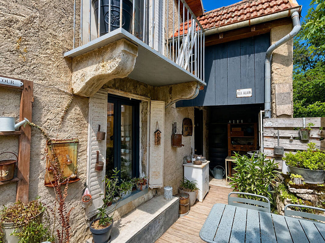 Maison à MOUCHARD