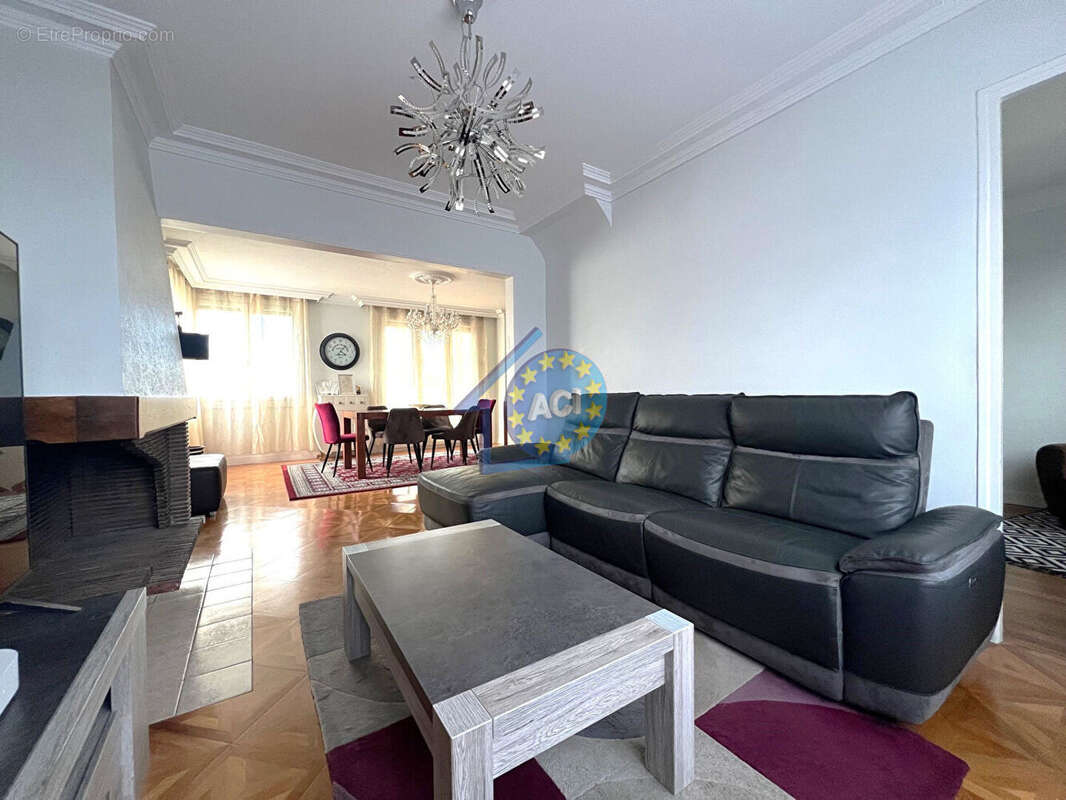 Maison à MANTES-LA-VILLE