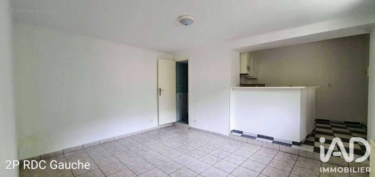 Photo 3 - Appartement à GENNEVILLIERS