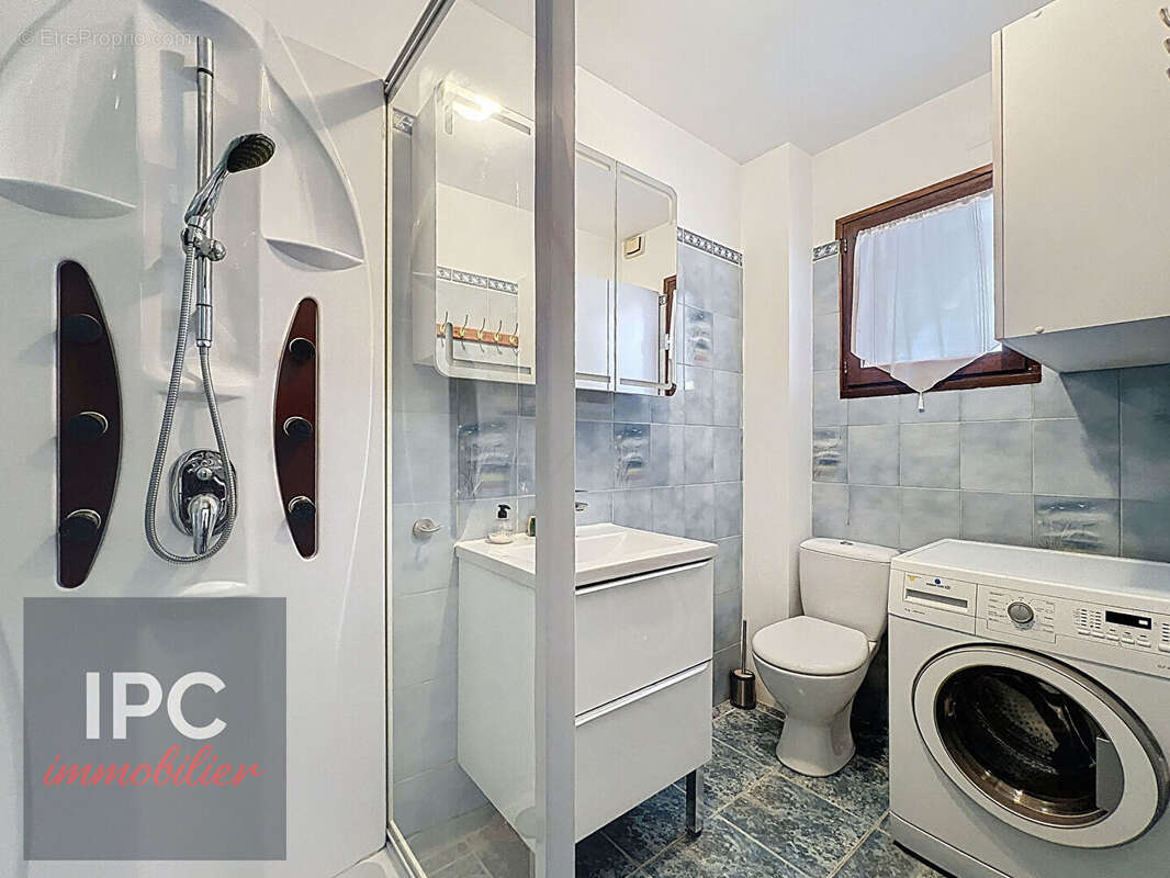 Maison à SAINT-DENIS