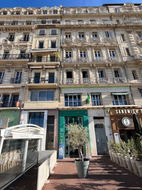 Appartement à MARSEILLE-2E