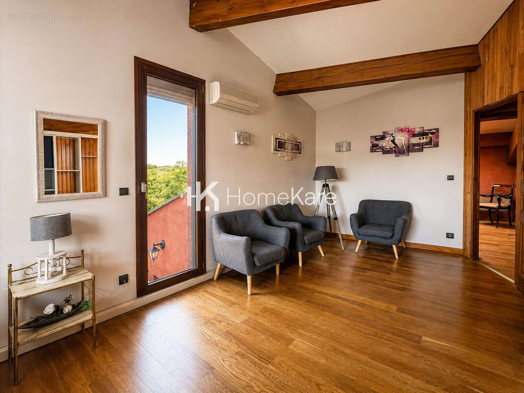 Maison 230 m² à Muret  - photo 9