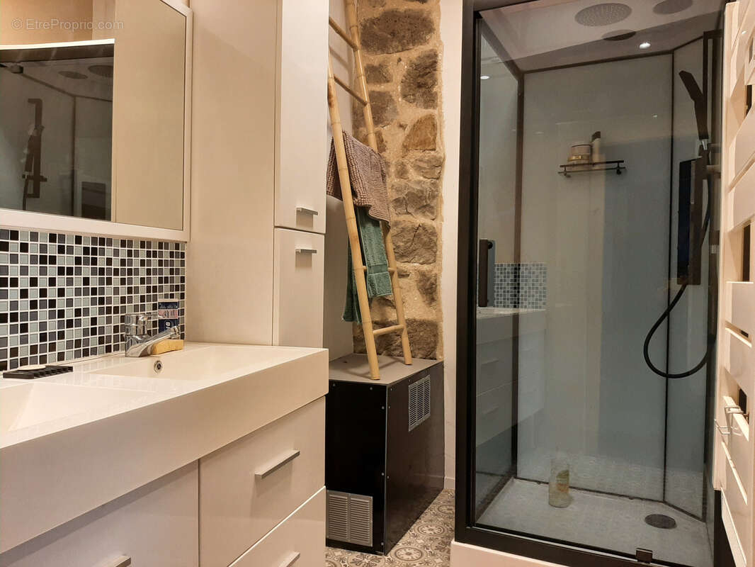 Maison à ALBON-D'ARDECHE