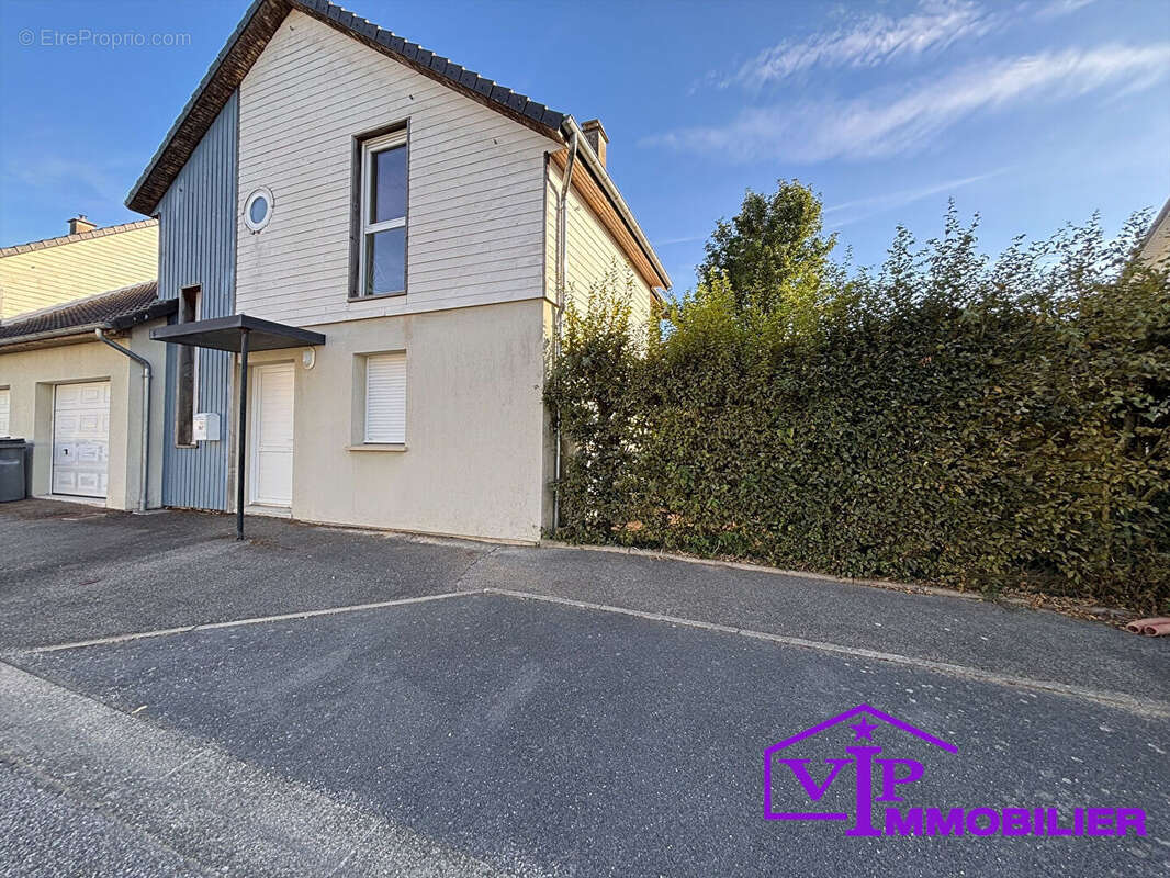Maison Franqueville Saint Pierre 5 pièce(s) 96 m2 - photo 6