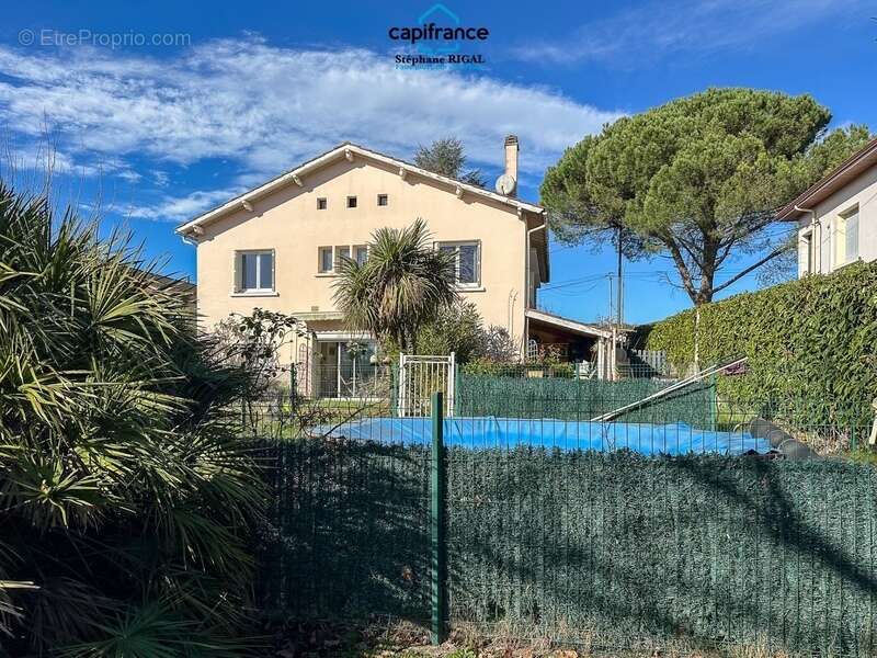 Maison à CONDEZAYGUES