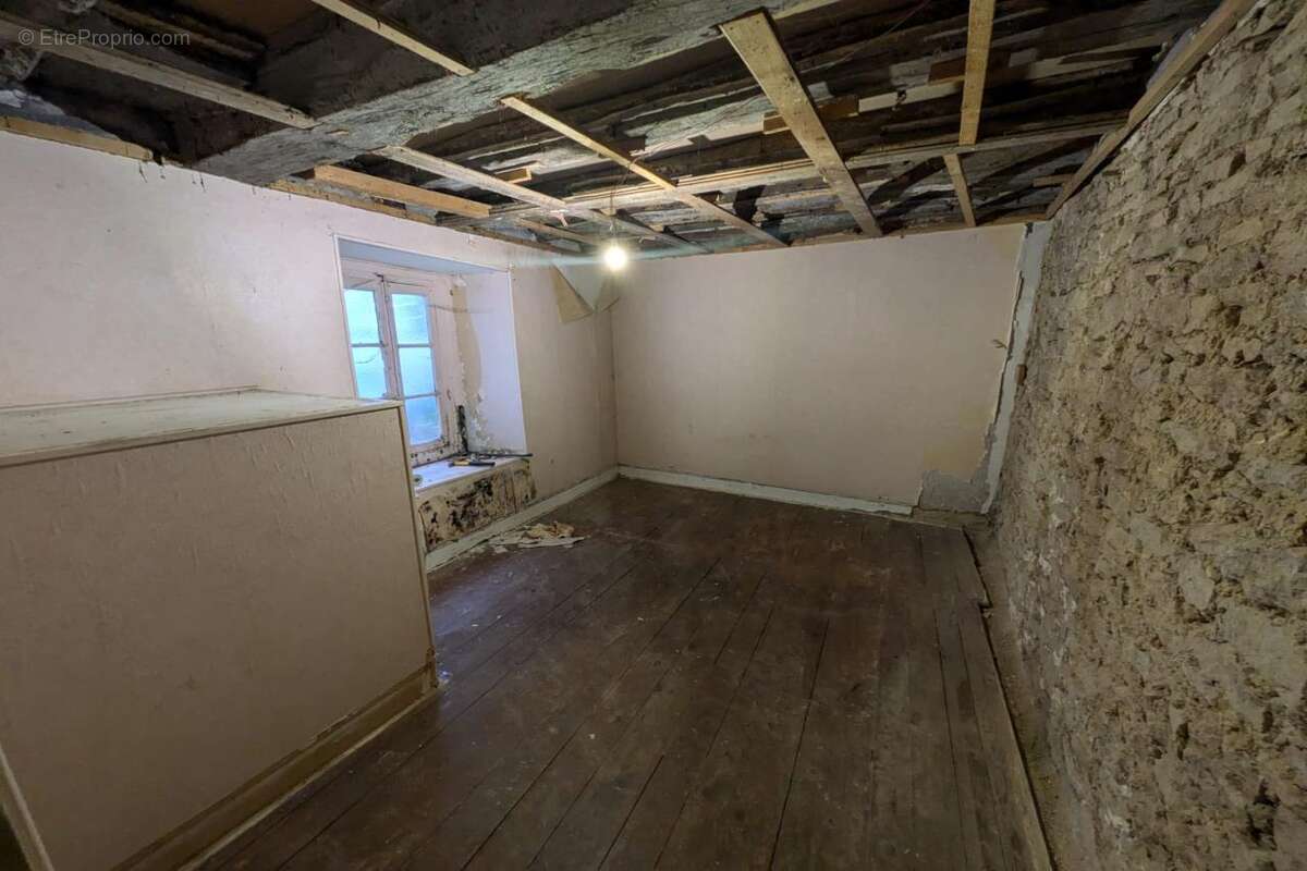 Maison à SAINT-SEINE-L'ABBAYE