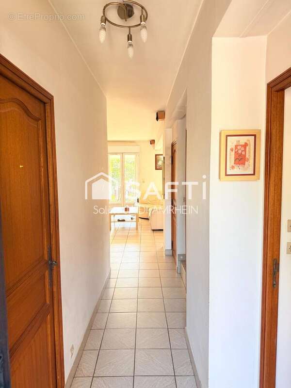 Maison 163 m² à Villiers-Sur-Marne  - photo 2
