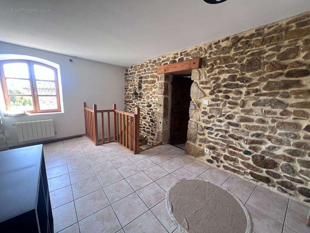 Maison à ALLEGRE-LES-FUMADES