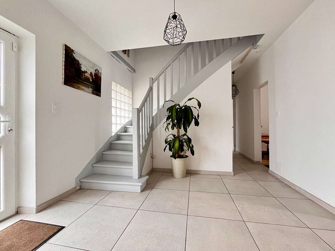 Saint-herblain bouvardière - maison 142m² avec jardin - photo 6