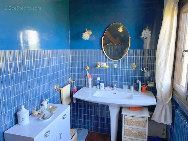 Maison à VILLENEUVE-L&#039;ARCHEVEQUE