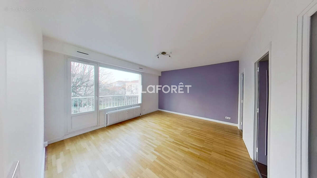 Appartement à LYON-8E