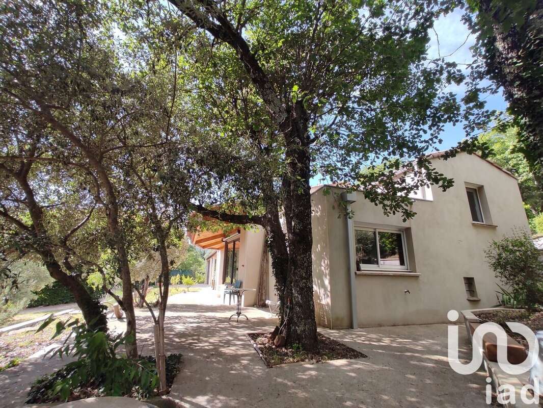 Photo 4 - Maison à SAINT-JEAN-DU-PIN