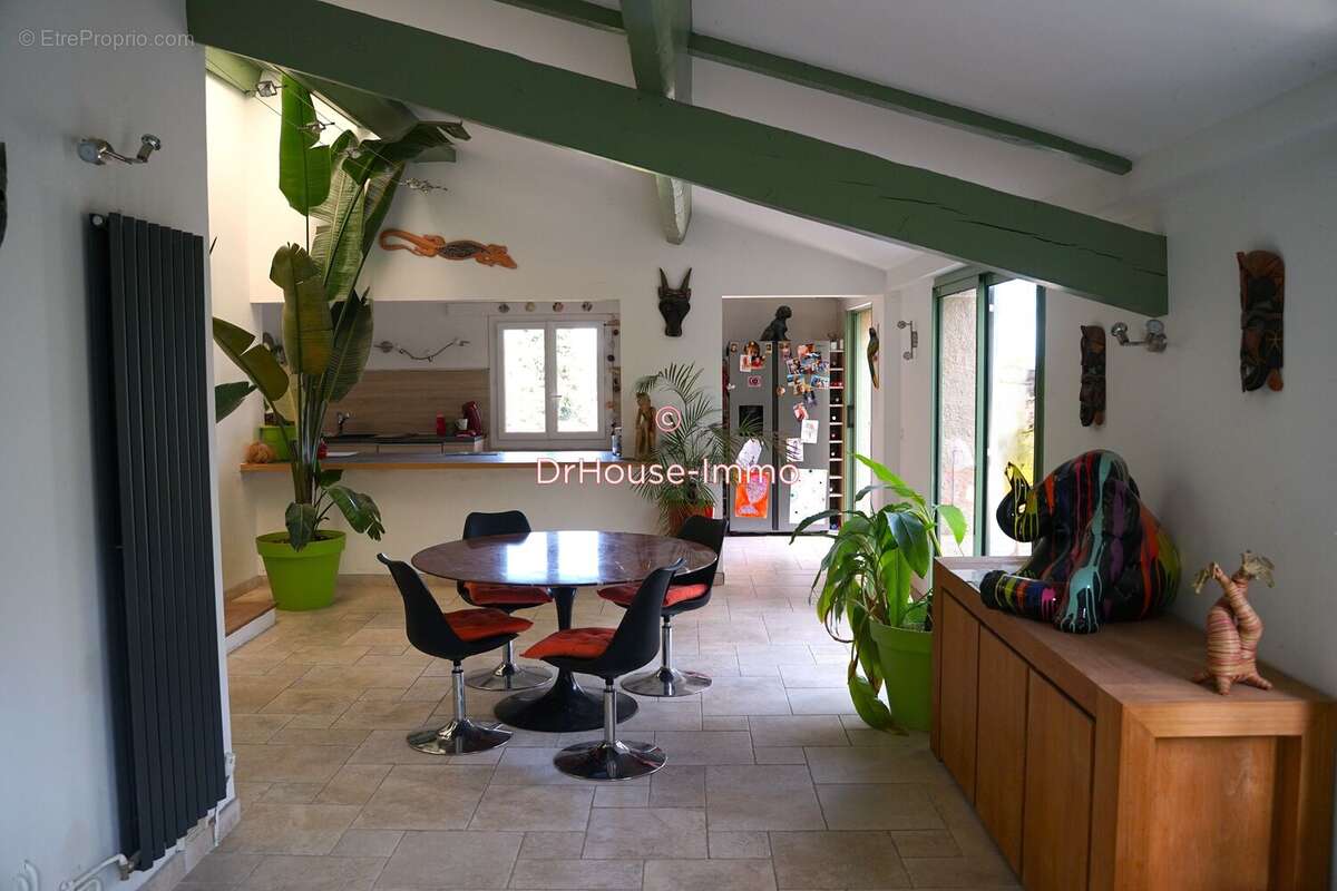 Maison à PIERREVERT