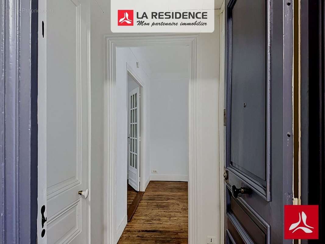 Appartement à PARIS-18E