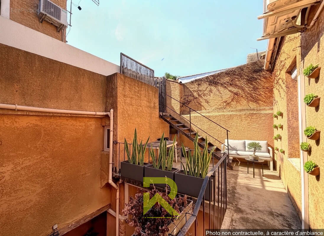 Immeuble de rapport  loue 5 logements - photo 4