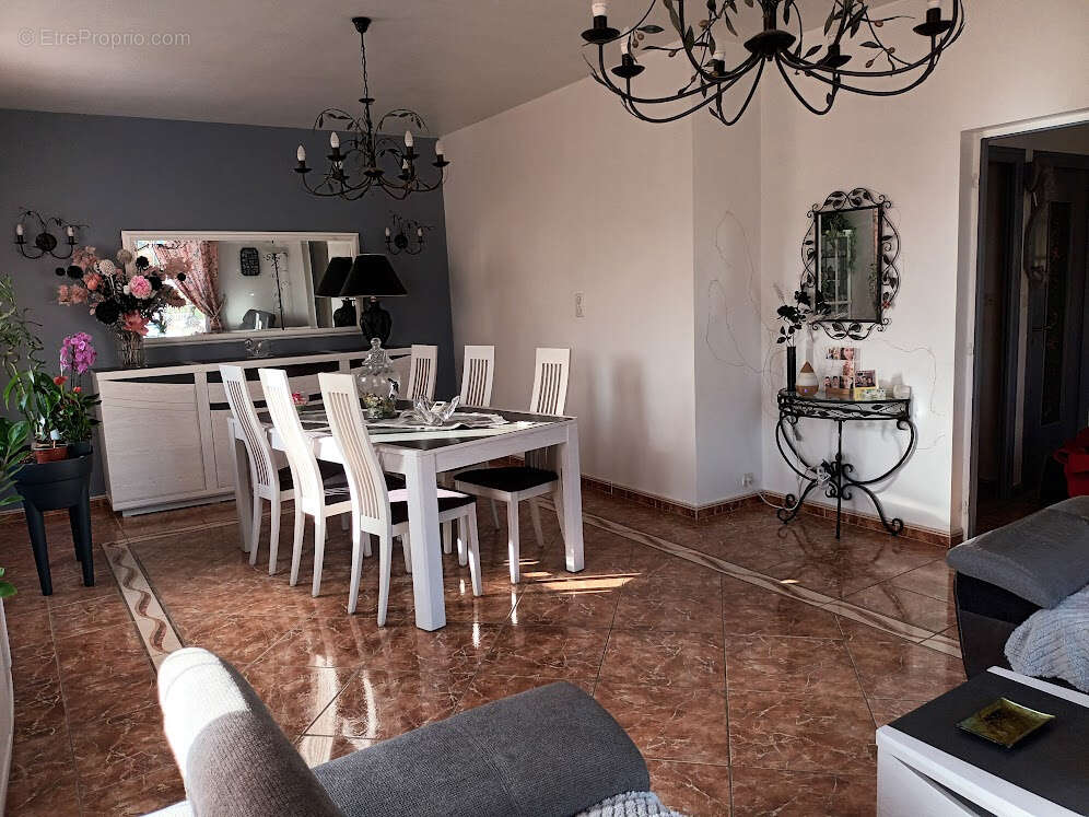 Maison à VILLEGAILHENC