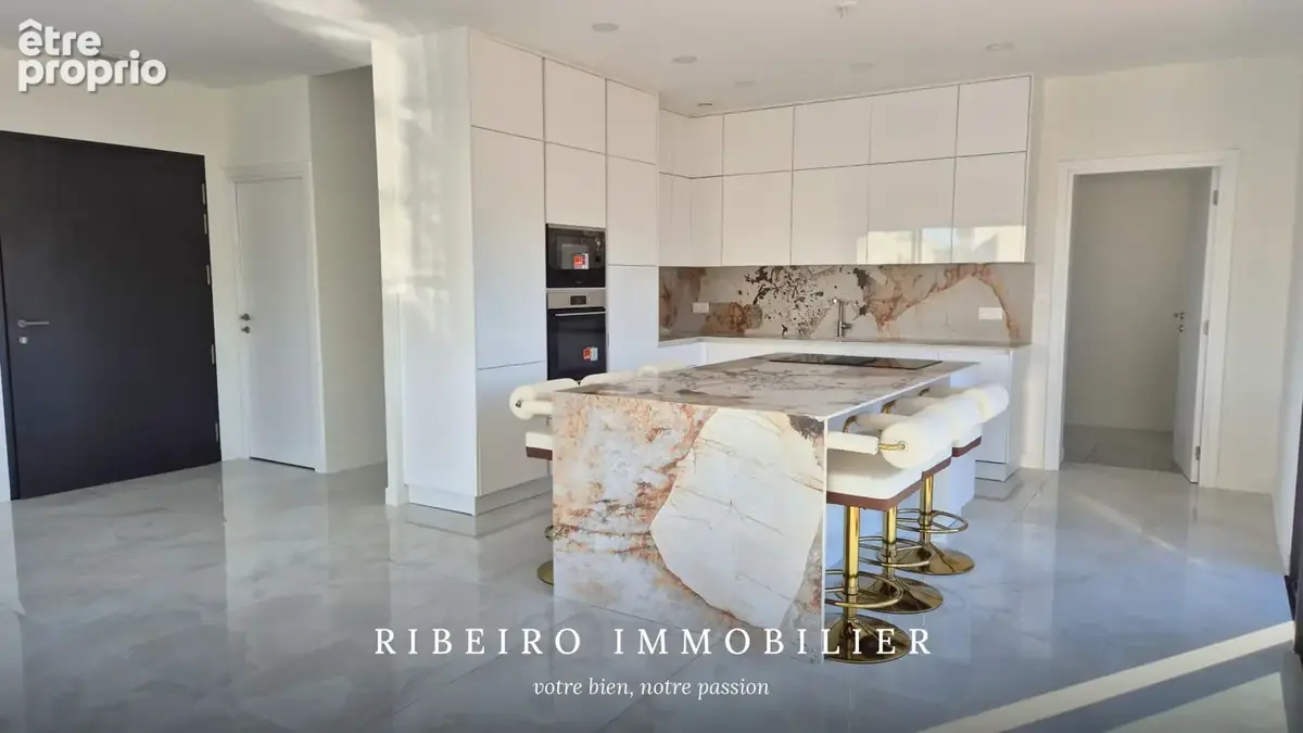 Villa contemporaine à vendre à Agde - piscine, 4 suites, vue sur jardin. - photo 2