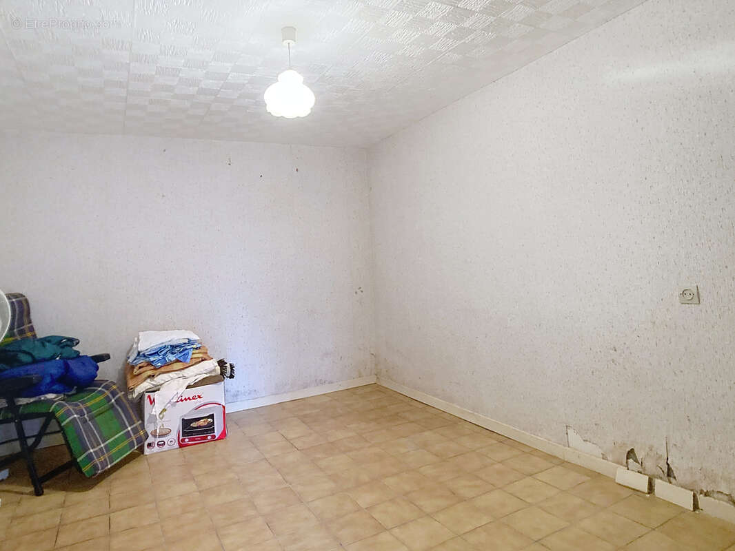 Maison à SAINT-GEORGES-MONTCOCQ