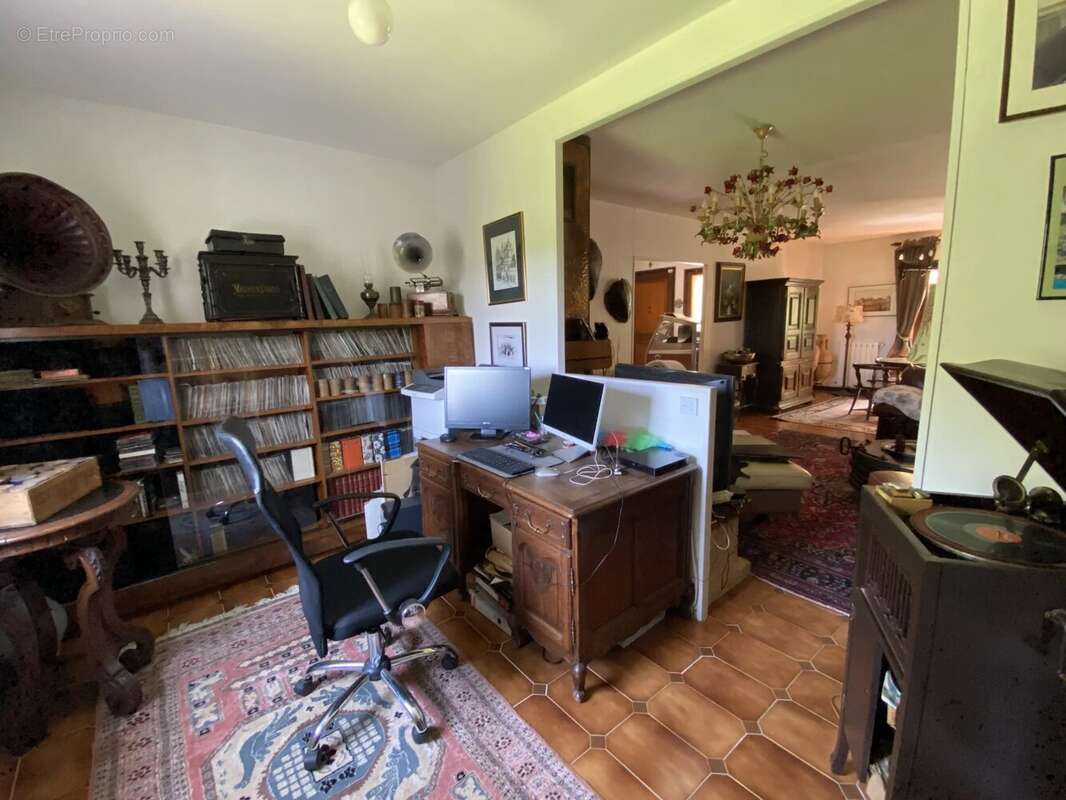 Maison à SAINT-MAXIMIN-LA-SAINTE-BAUME