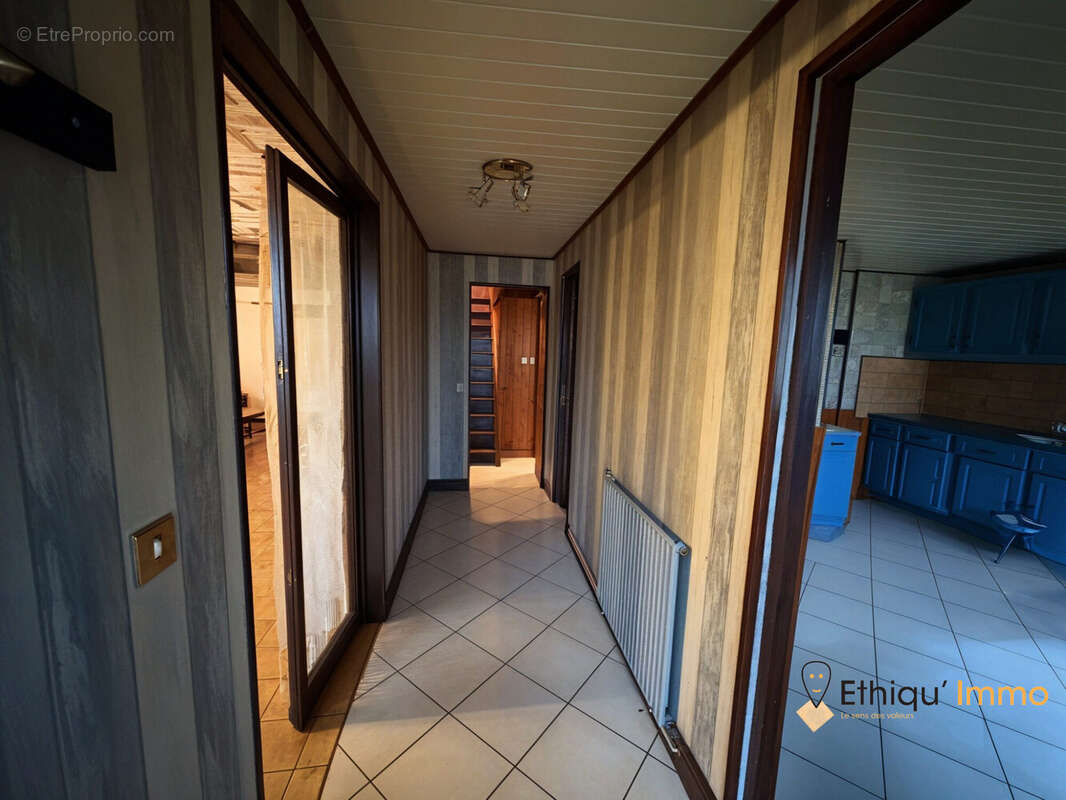 Maison 114 m² à Soulaines-Dhuys  - photo 6
