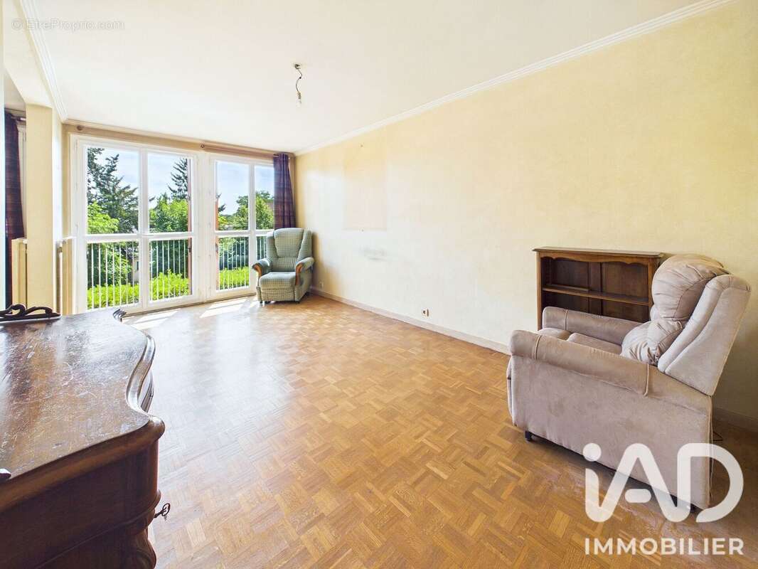 Appartement 71 m² à Avon  - photo 6