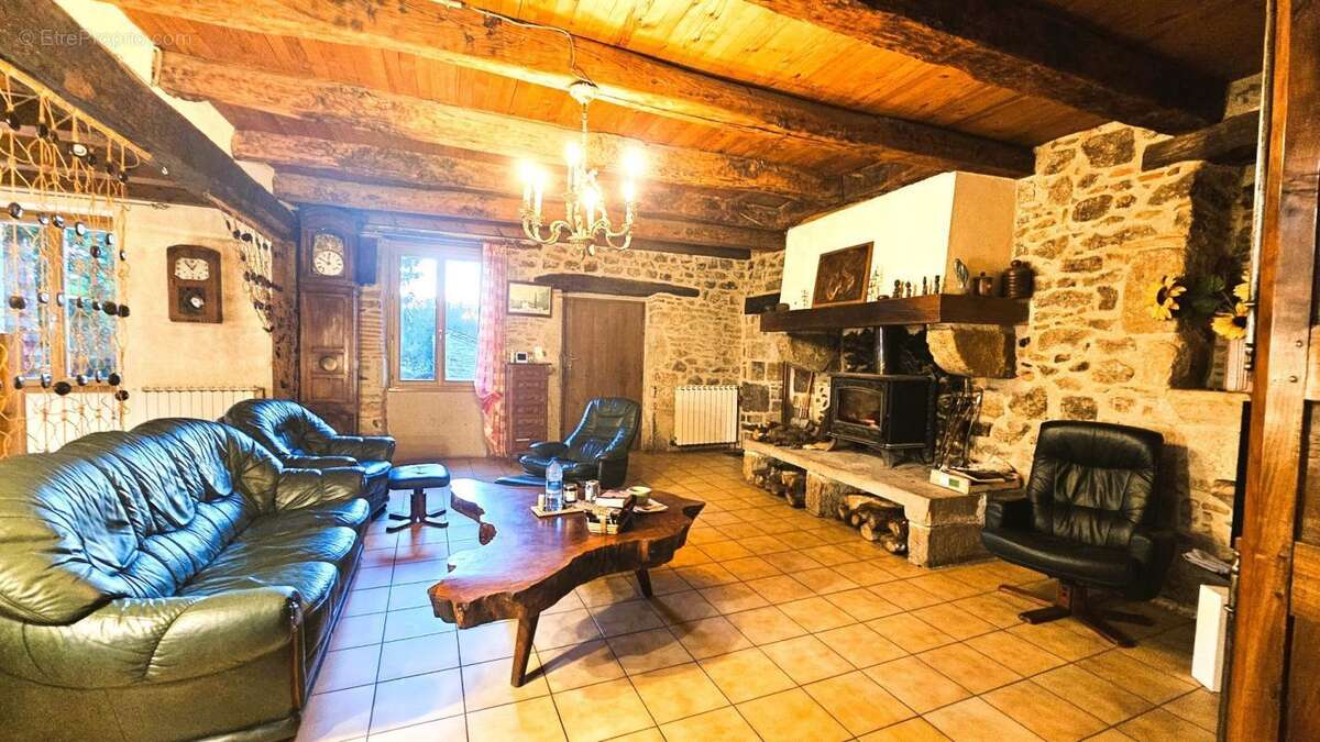 Maison à VAREN