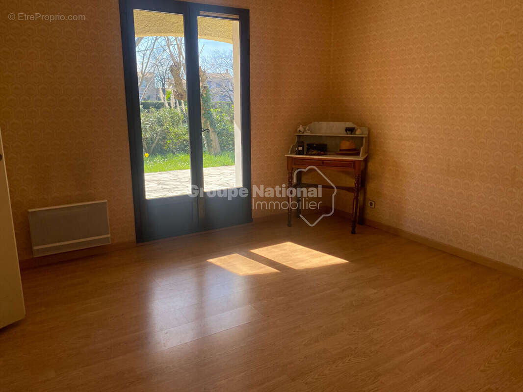 Maison à SAINT-MARTIN-DE-CRAU