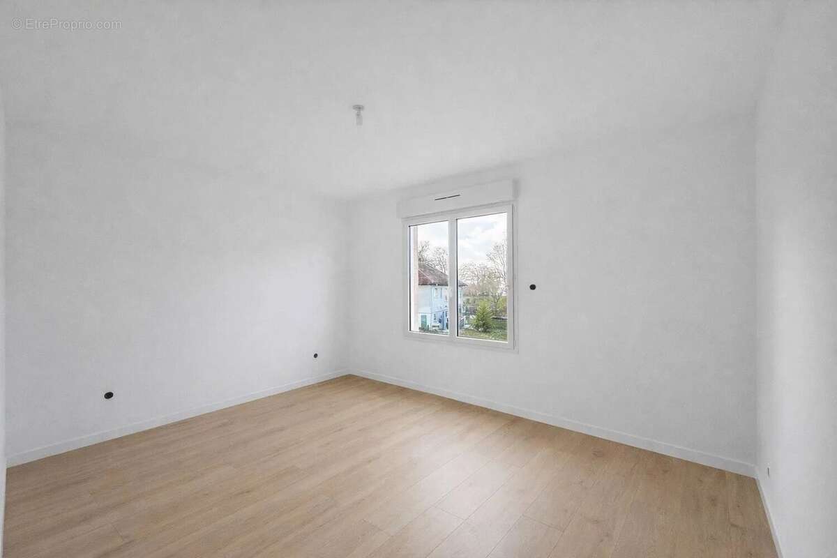 Maison à EGLY