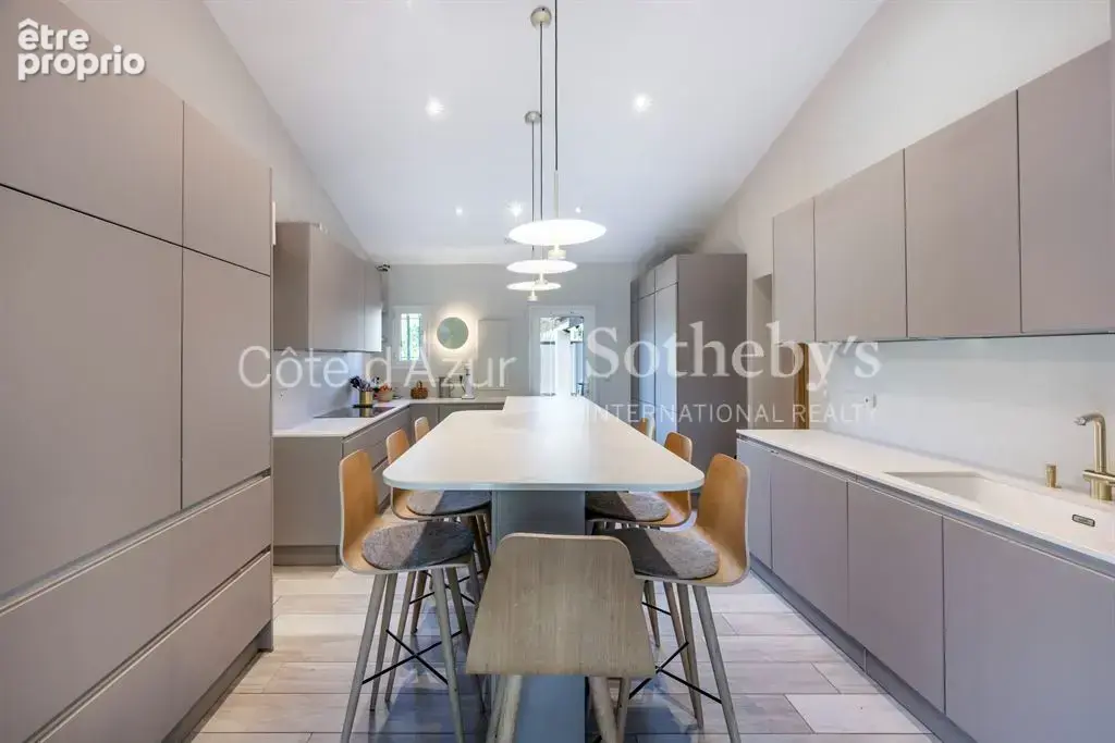 Peymeinade, villa avec vue dégagée sur Cabris, 7 suites, piscine et équipements loisirs - photo 15