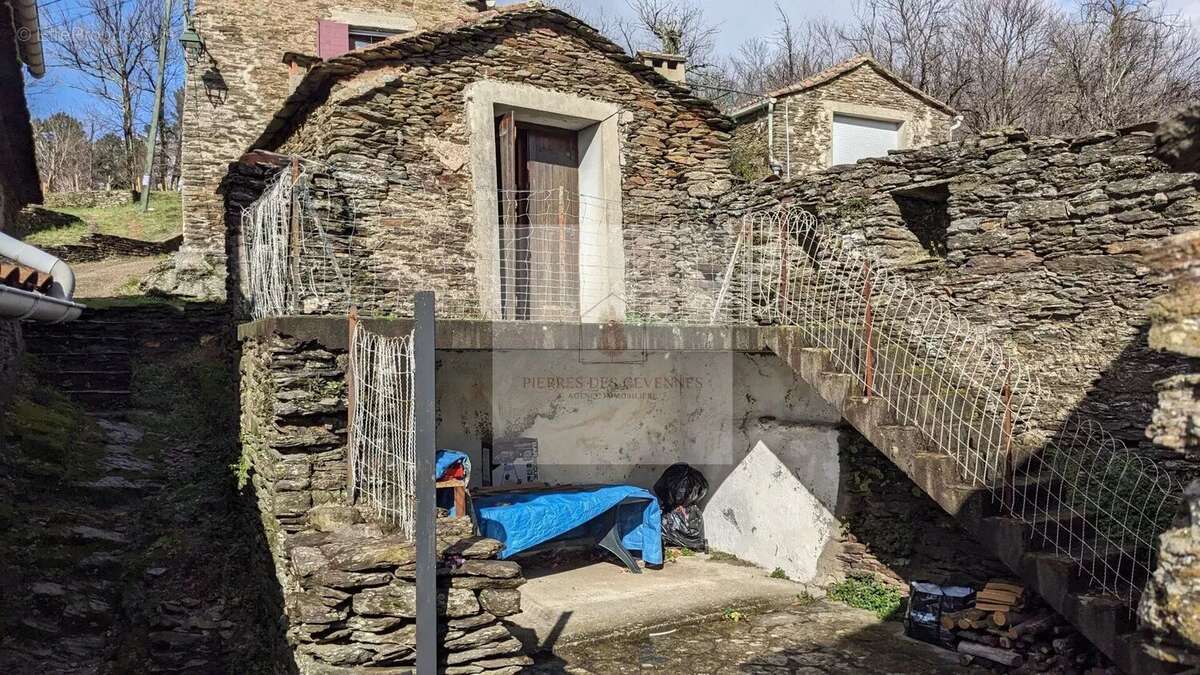 Maison à SAINTE-CECILE-D'ANDORGE