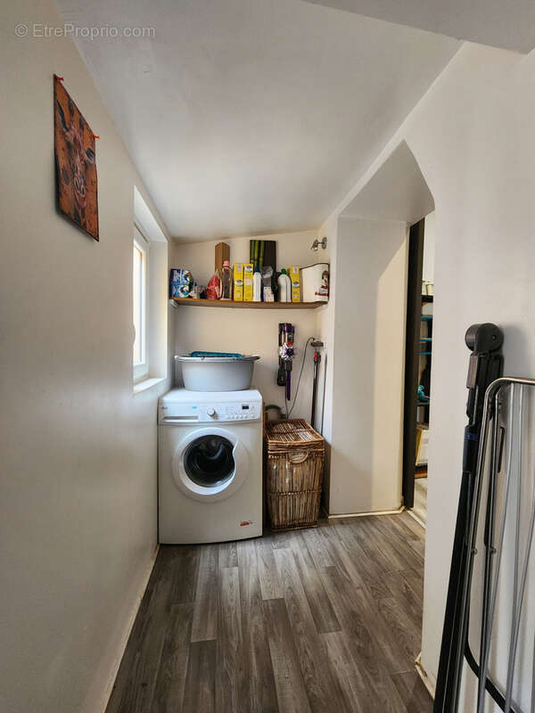 Centre ville: appartement 70m2 renove au rdc, 1 chambre, terrasse et cave - photo 14