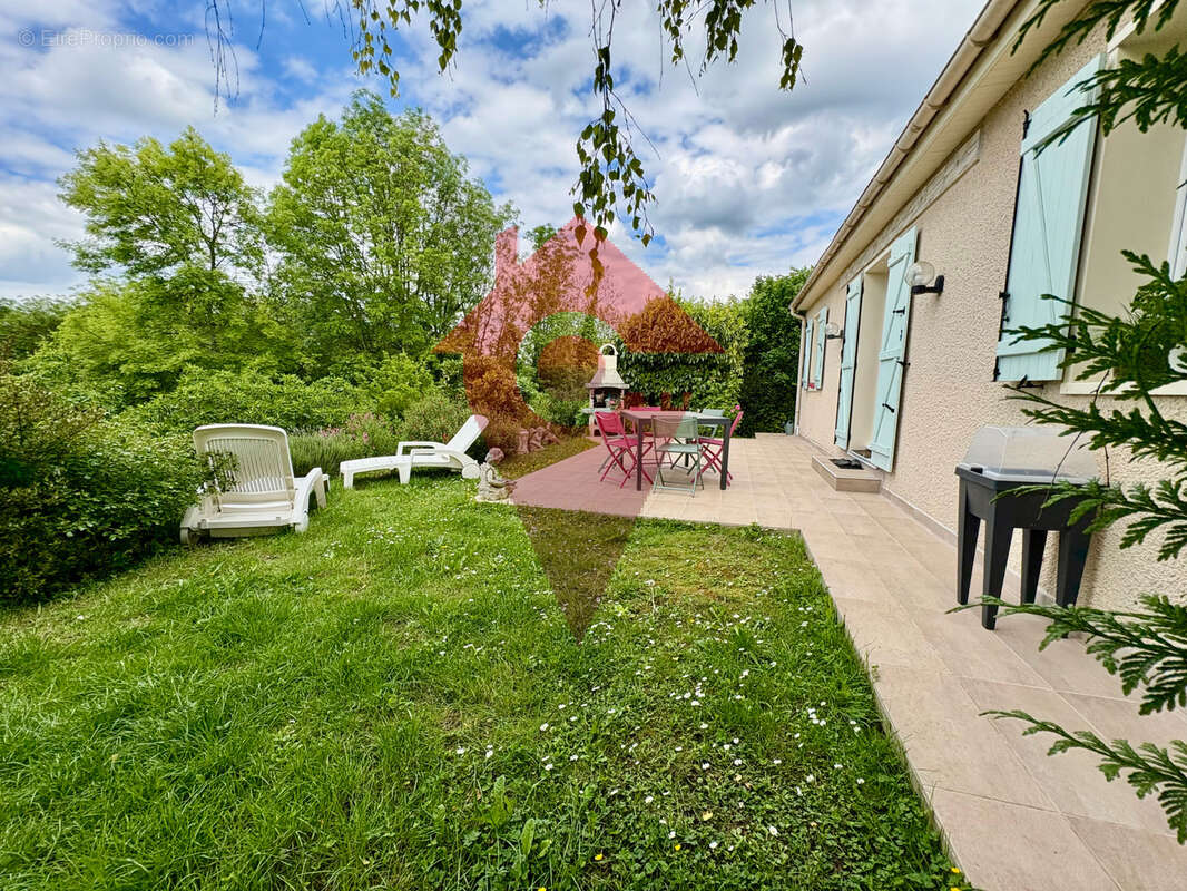 Maison à MAREIL-SUR-MAULDRE