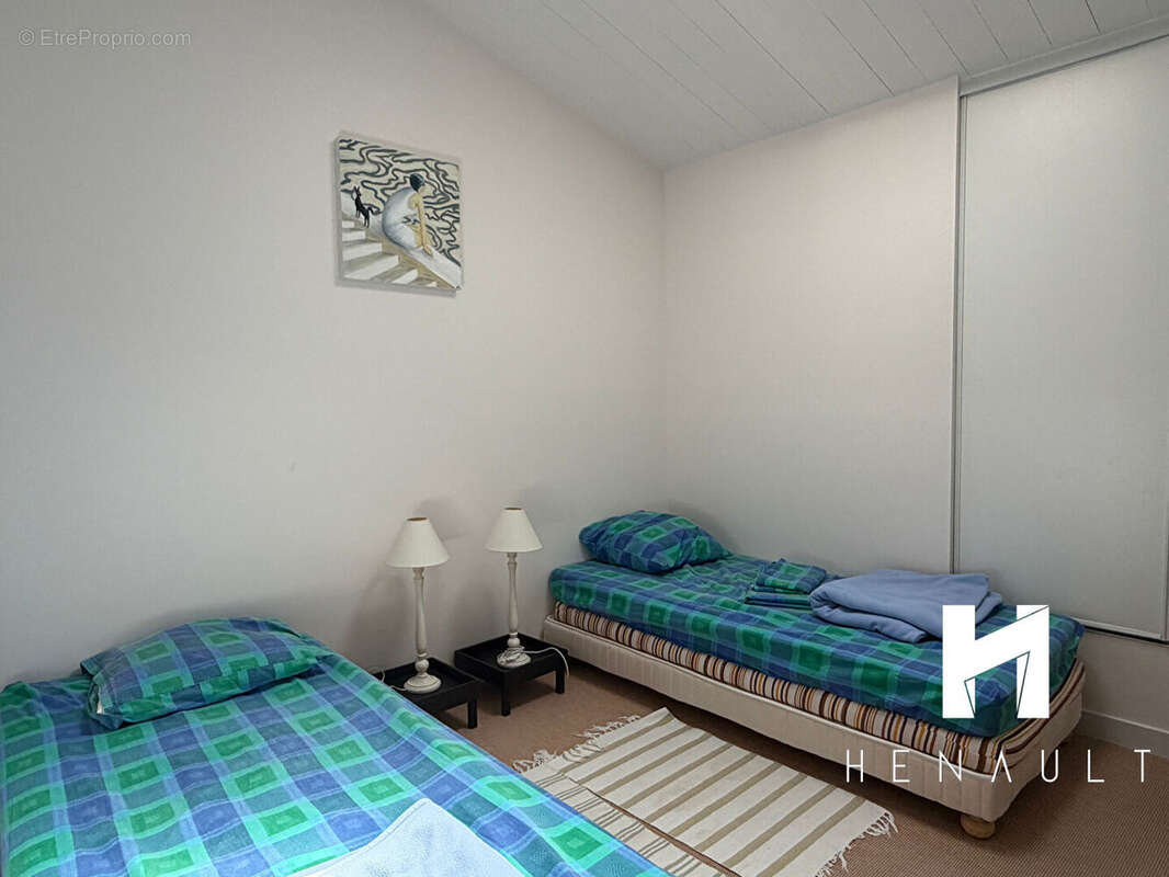 Appartement à LA FLOTTE