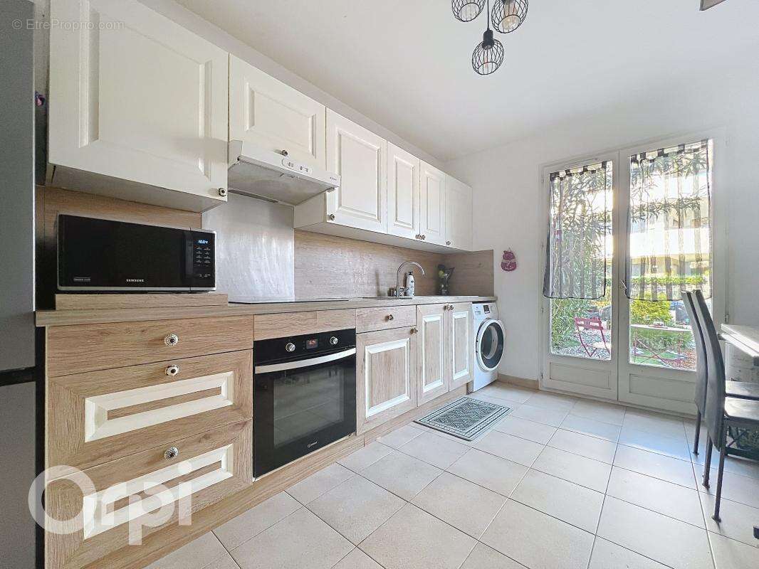 Maison à VILLENEUVE-LOUBET